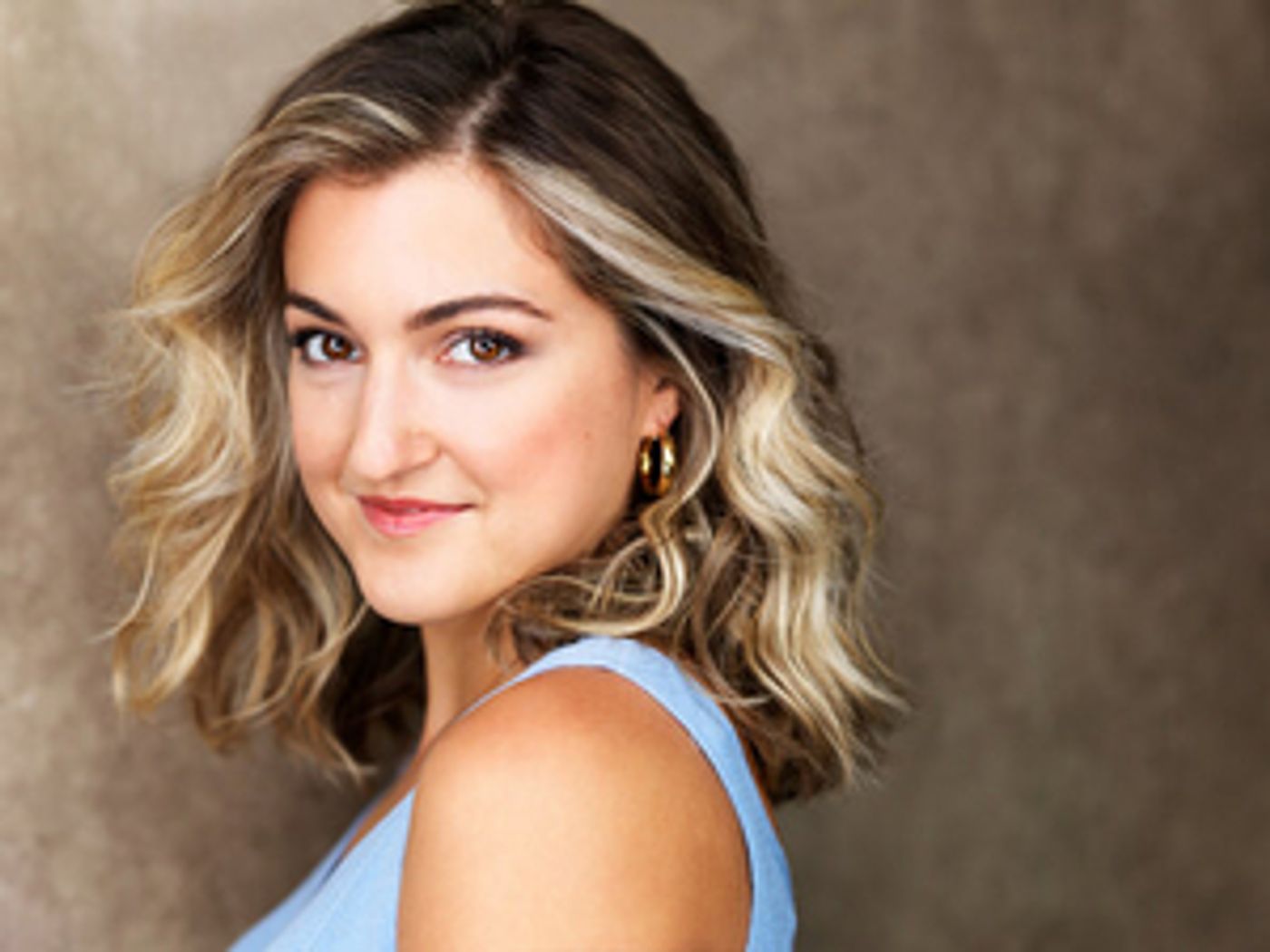 Review: I'M STILL SINGING WITH LINDSEY BRETT CAROTHERS at STARRING BUFFALO  Image