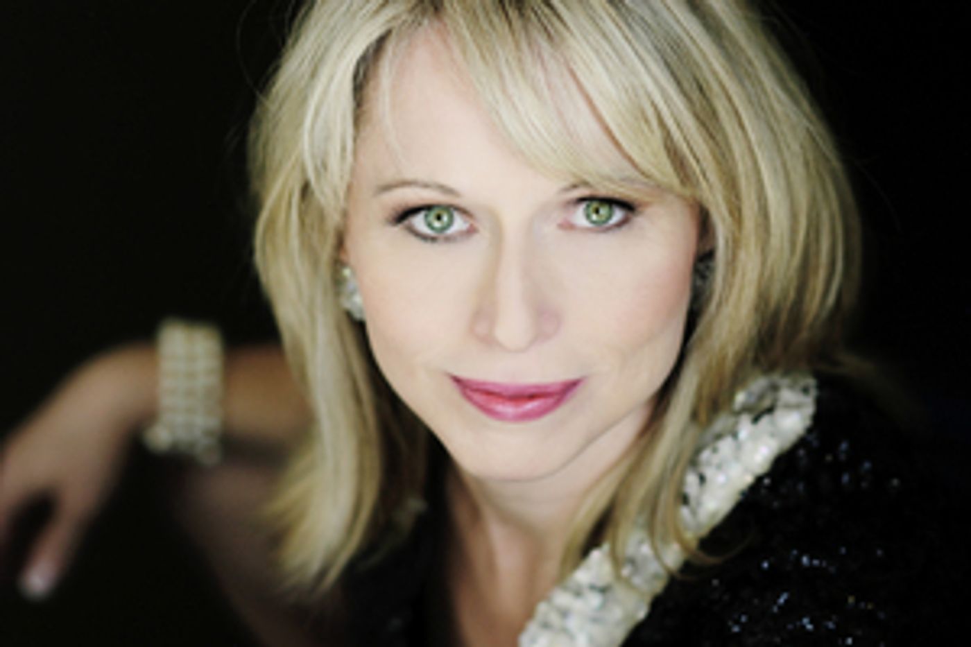 Feature: Spotlight On Karen Oberlin - A Video Library  Image