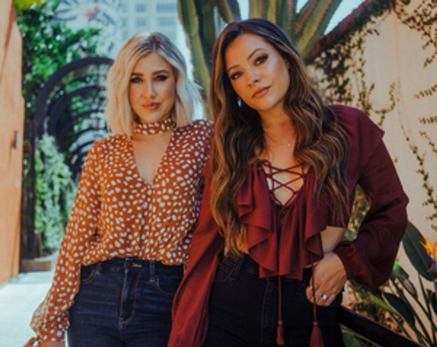 Maddie & Tae Named CMA Foundation Artist Ambassadors  Image