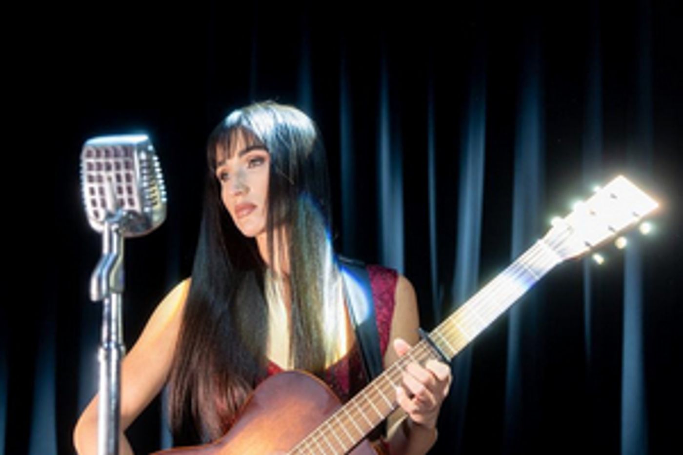 Jade Jackson Shares Video For New Single '6FT Changes' Jade Jackson Shares Video For New Single '6FT Changes' Image