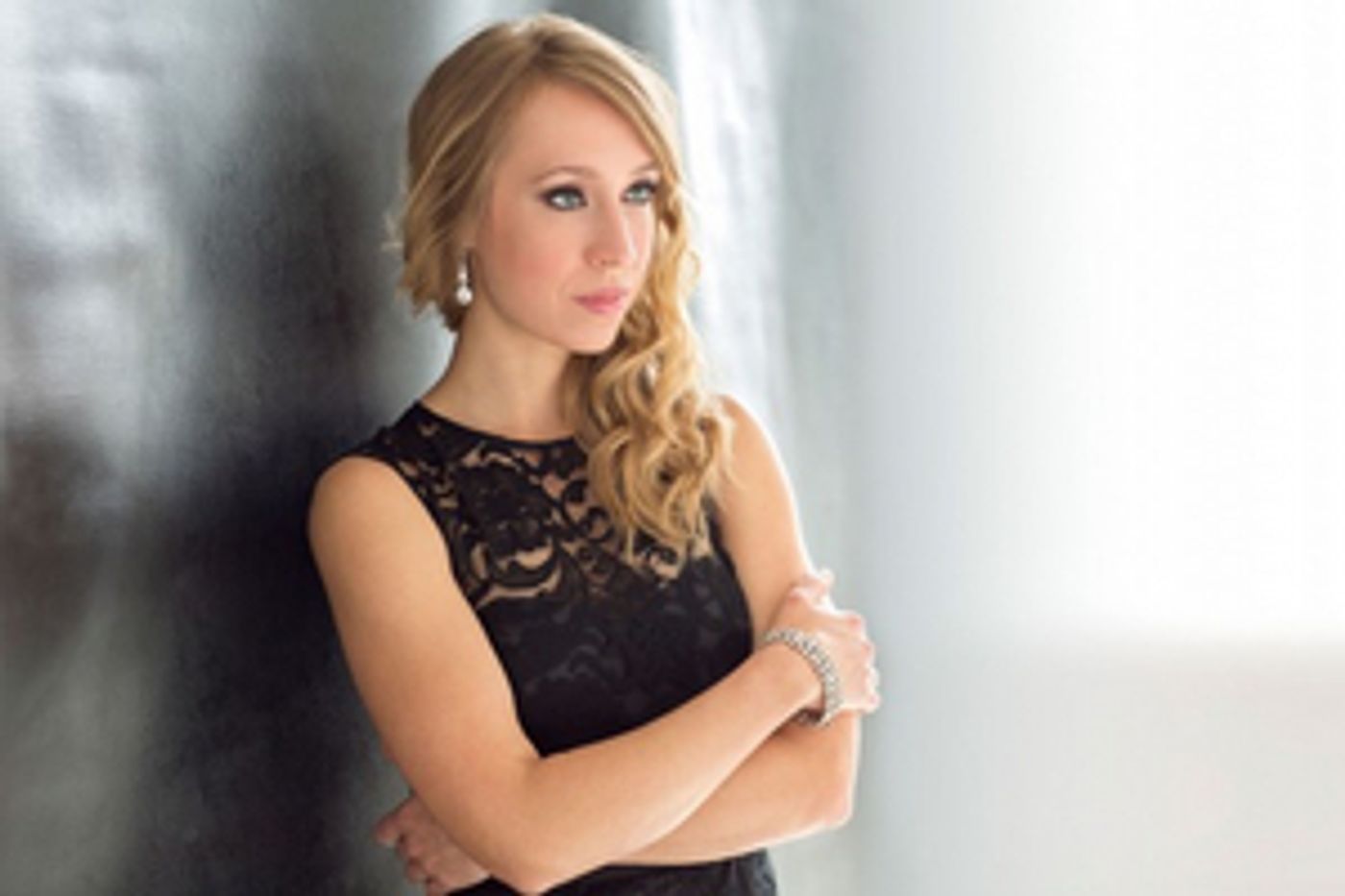 Interview: Emily Fons of San Diego Opera's THE BARBER OF SEVILLE at Pechanga Arena  Image