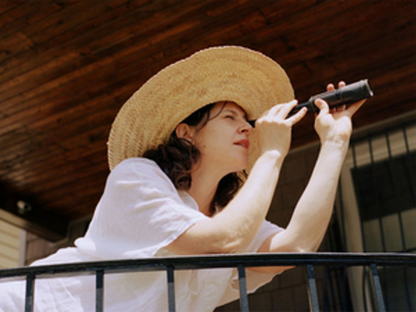 Mirah Announces 'Advisory Committee' & 'C'mon Miracle' Vinyl Reissues  Image