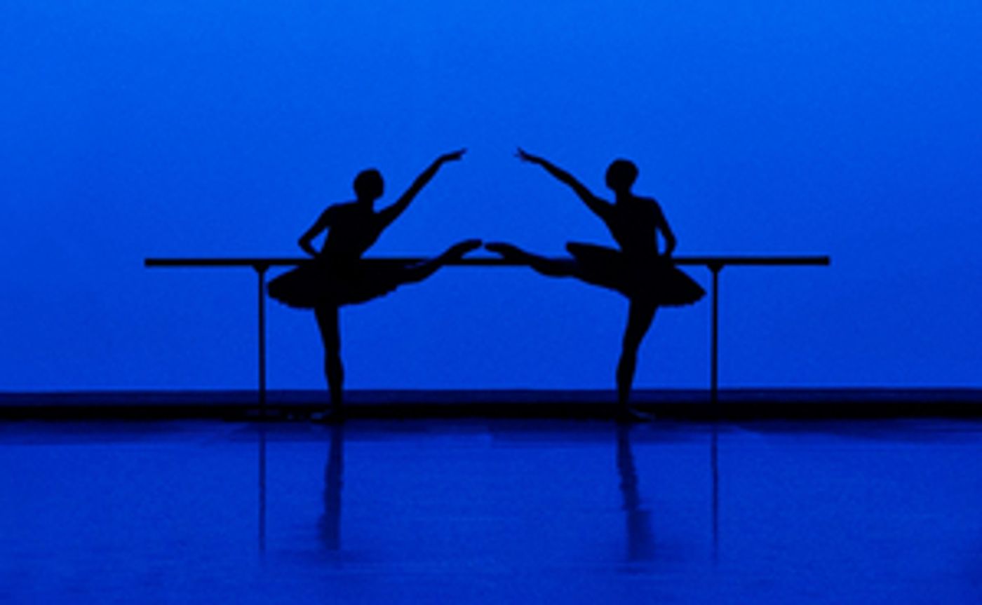 GIANT STEPS Comes to DET. KGL. Teater GIANT STEPS Comes to DET. KGL. Teater Image