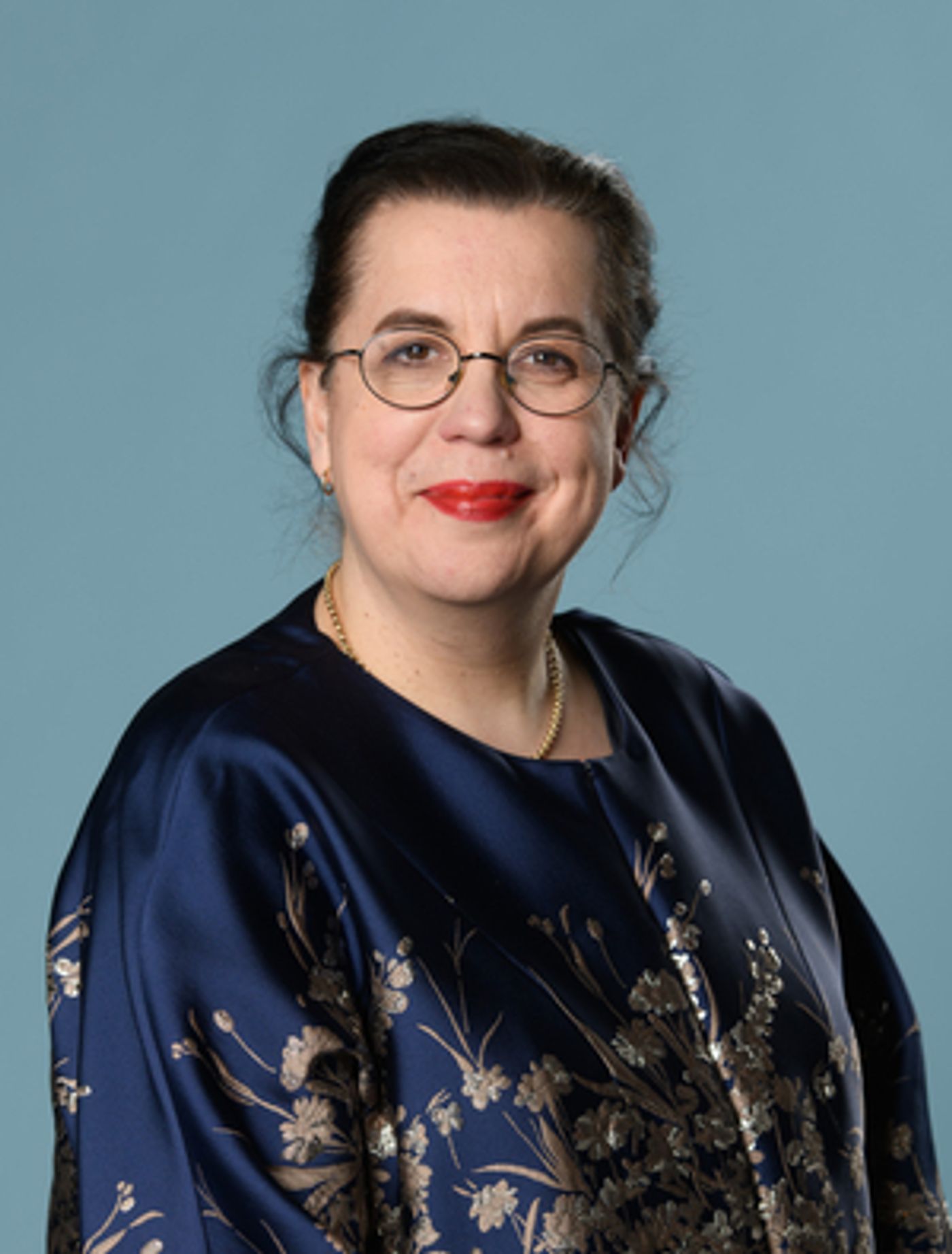 Feature: FRANCIS VAN BROEKHUIZEN WORDT MOEDER-OVERSTE IN THE SOUND OF MUSIC  at Tour  Image