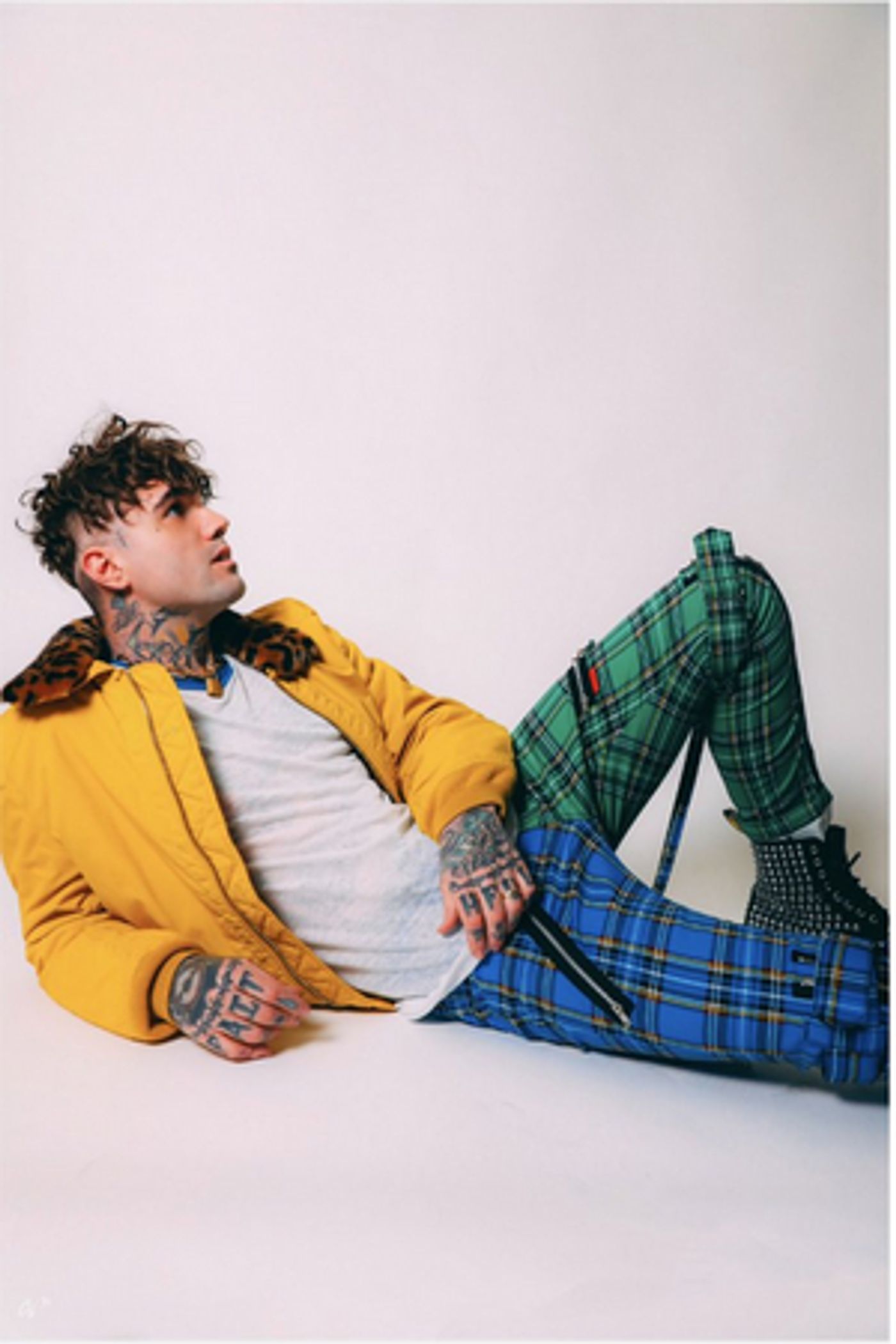 Rouxx Releases Music Video for Single 'Hit Harder' Rouxx Releases Music Video for Single 'Hit Harder' Image