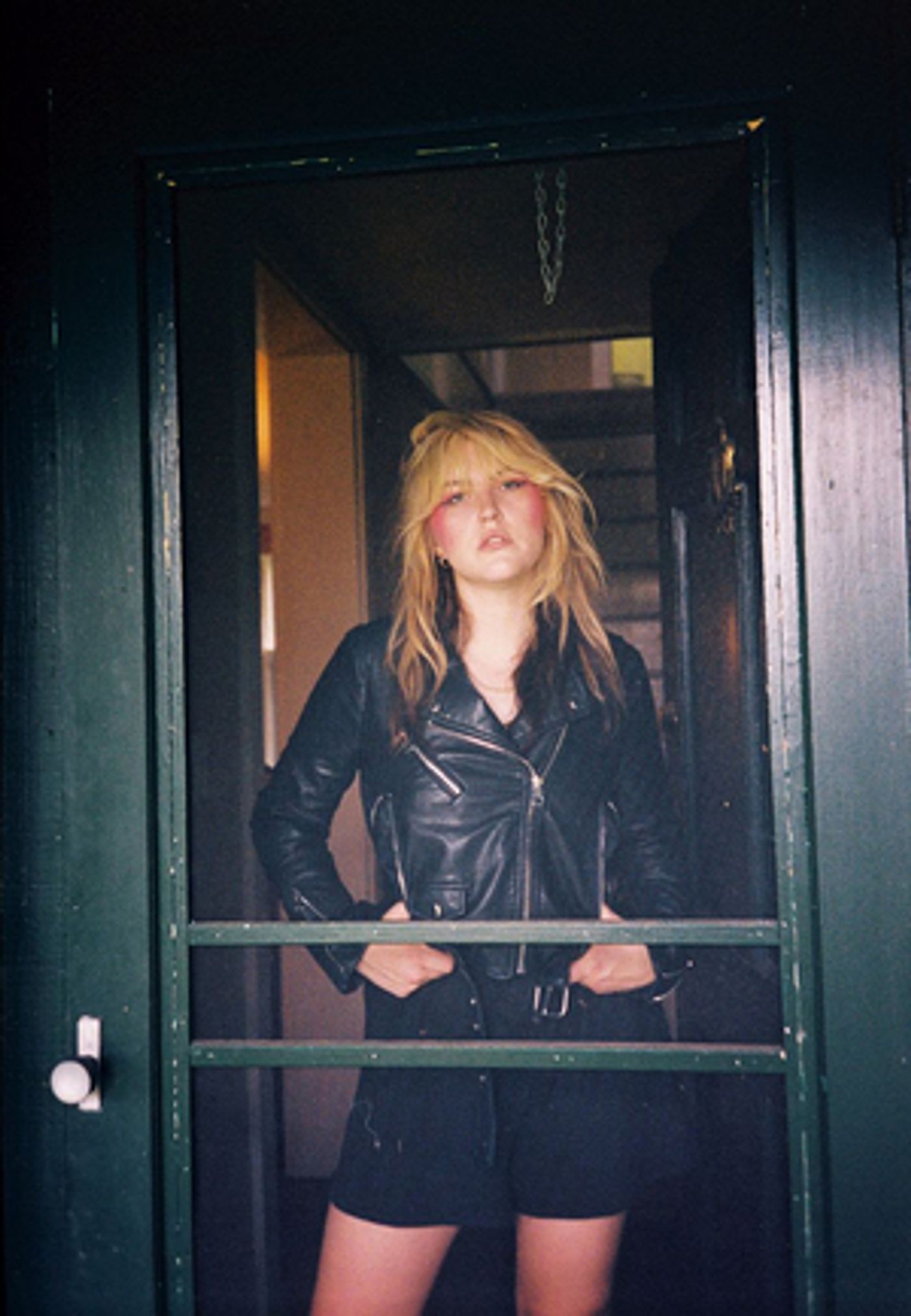 Caroline Kingsbury Shares 'Kissing Someone Else' Video Caroline Kingsbury Shares 'Kissing Someone Else' Video Image