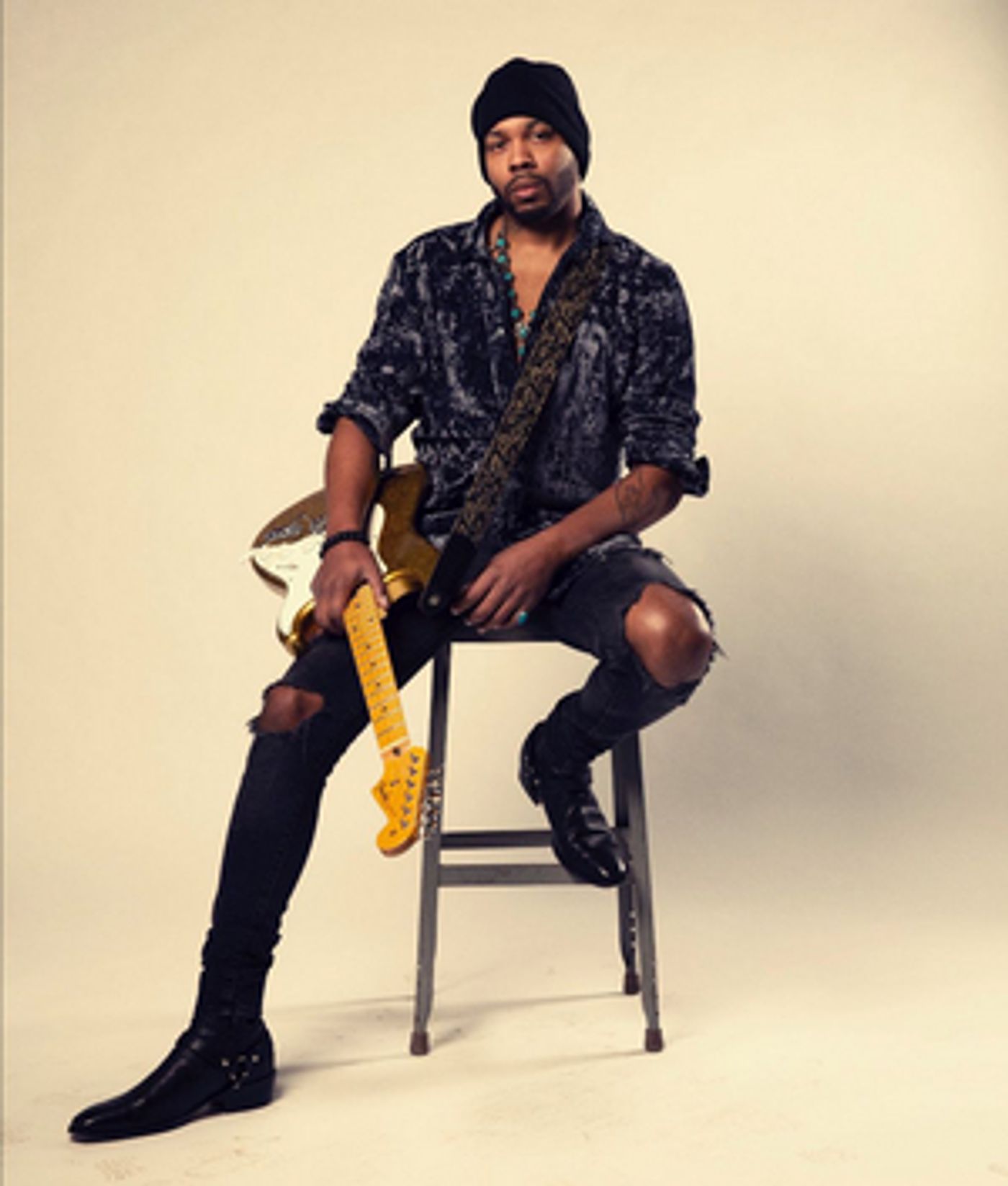 Ayron Jones Reveals Lyric Video for New Track 'Free' Ayron Jones Reveals Lyric Video for New Track 'Free' Image