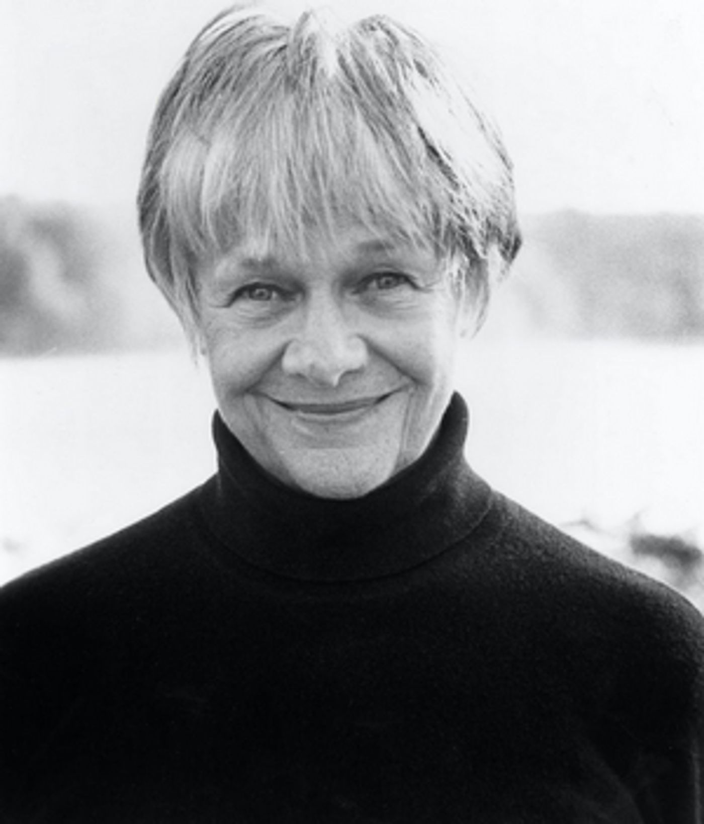 LPTW to Present 2021 Theatre Women Awards in June; Estelle Parsons to Receive Lifetime Achievement Award  Image
