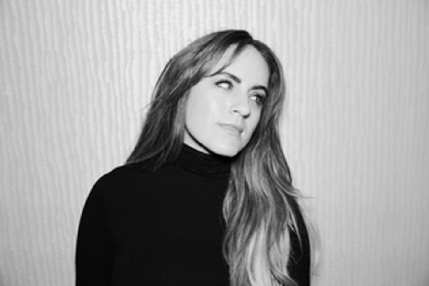 Rachel Eckroth Premieres 'Ready Go' With Under The Radar  Image