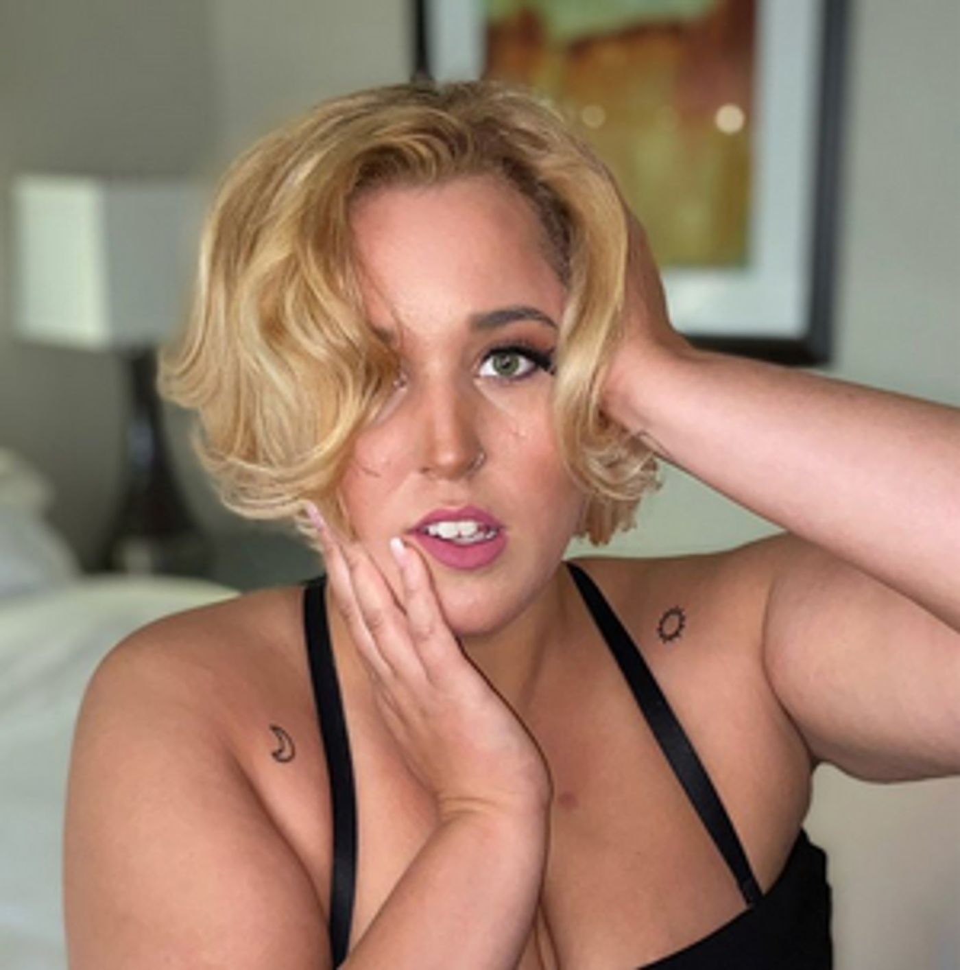 Moni Grace Releases New Single 'Marilyn Monroe' Moni Grace Releases New Single 'Marilyn Monroe' Image