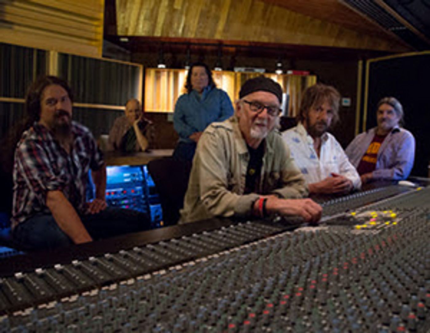 CRACK THE SKY Set To Release Compilation Of Deep Cuts, 'Between The Cracks,' July 2  Image