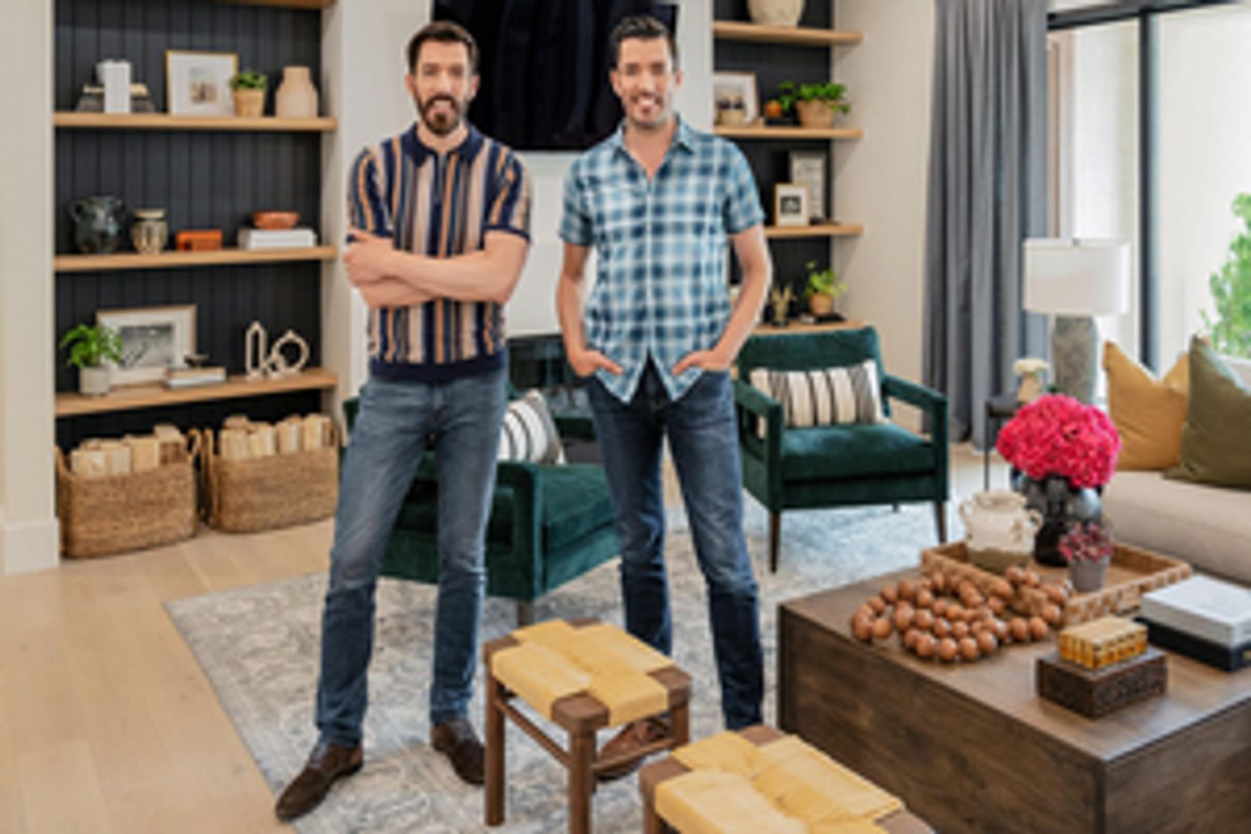 PROPERTY BROTHERS: FOREVER HOME Returns to HGTV May 26 PROPERTY BROTHERS: FOREVER HOME Returns to HGTV May 26 Image