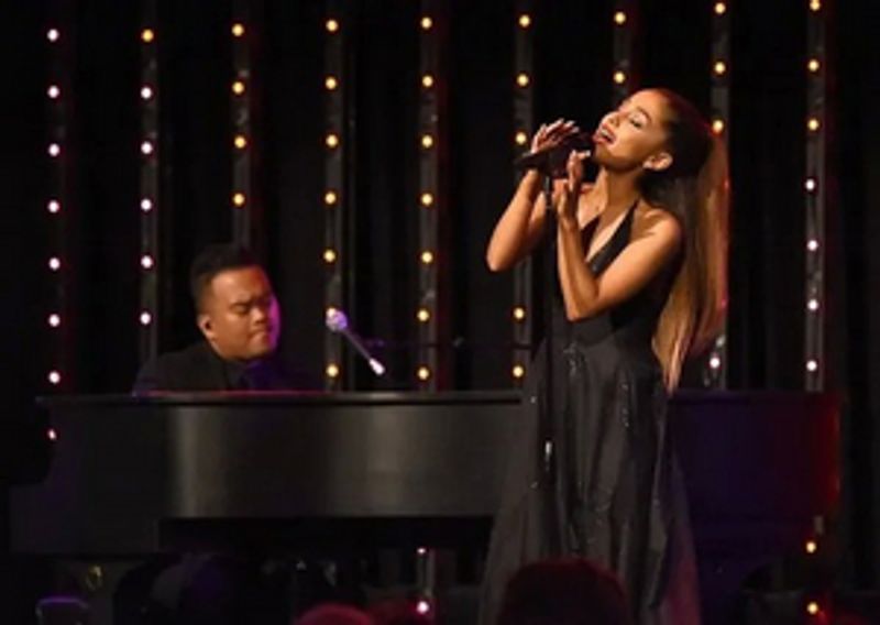Ariana Grande Weds Fiancé Dalton Gomez Image