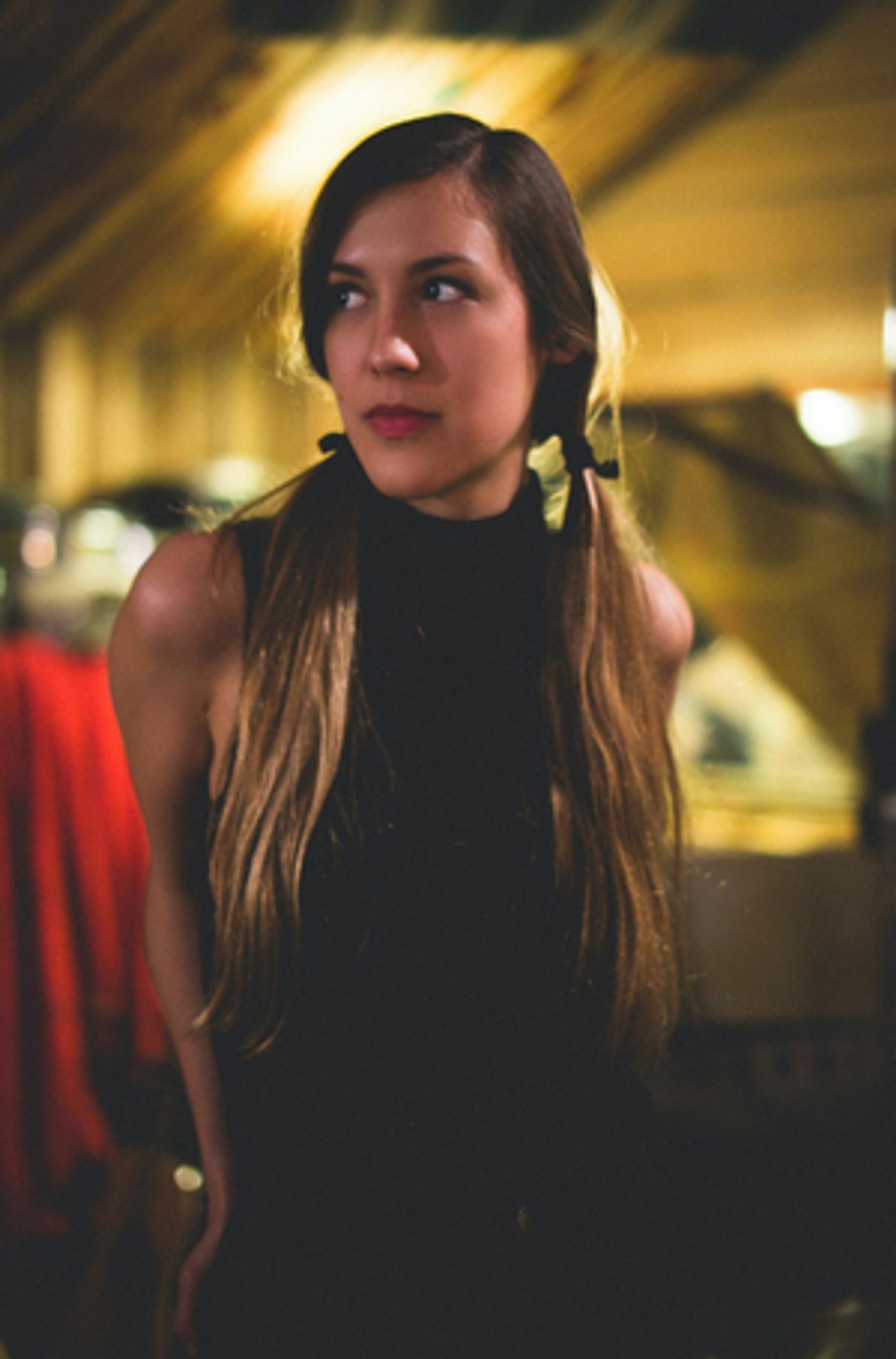 Mara Connor Releases 'Decades' EP  Image