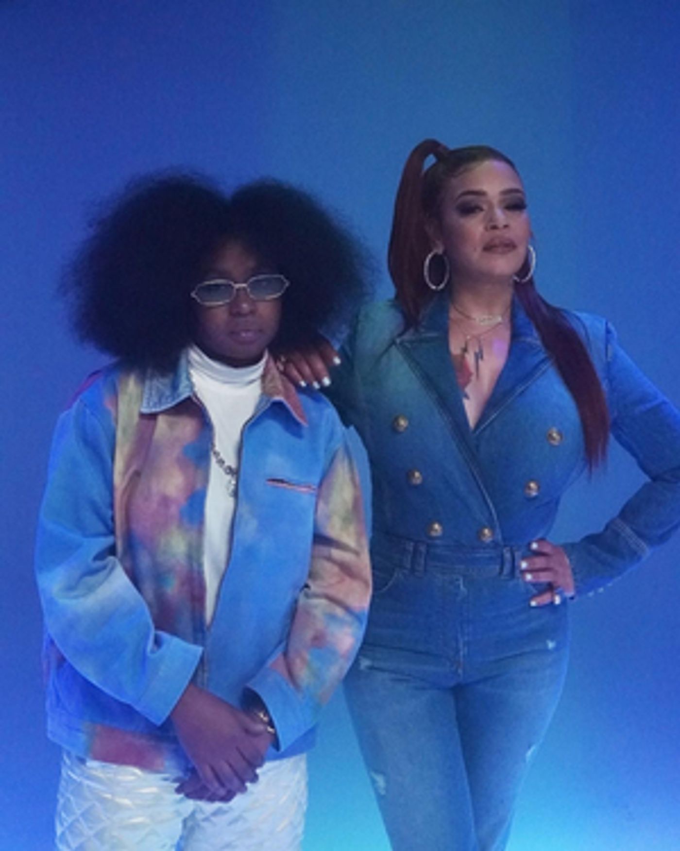 GWEN BUNN Shares New Video for 'Between The Lines' GWEN BUNN Shares New Video for 'Between The Lines' Image