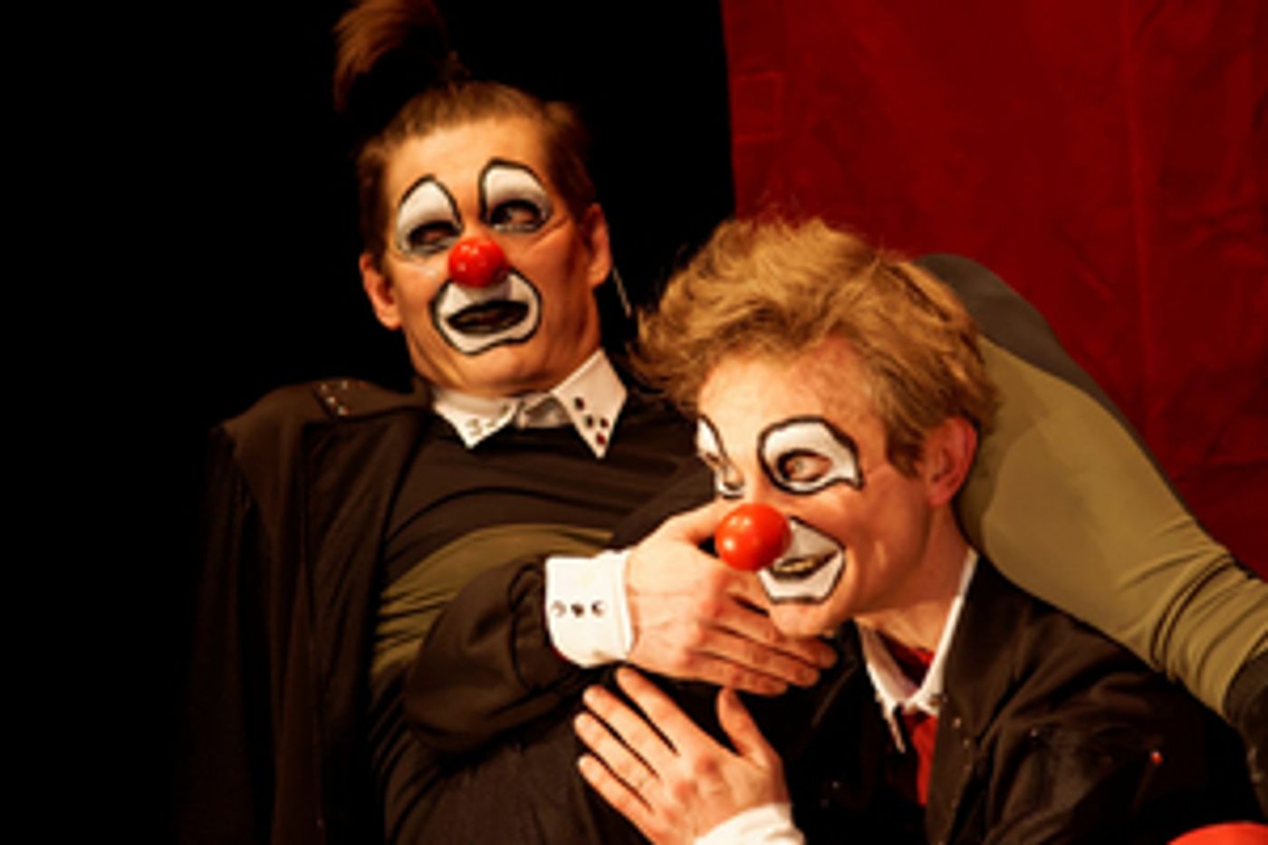 BWW Finland Review: TRENCH ROAD Stream by The Red Nose Company BWW Finland Review: TRENCH ROAD Stream by The Red Nose Company Image