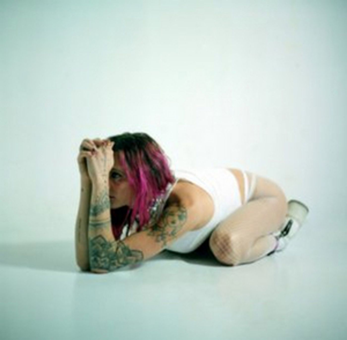 Royal & the Serpent Announce June EP 'searching for nirvana' Royal & the Serpent Announce June EP 'searching for nirvana' Image