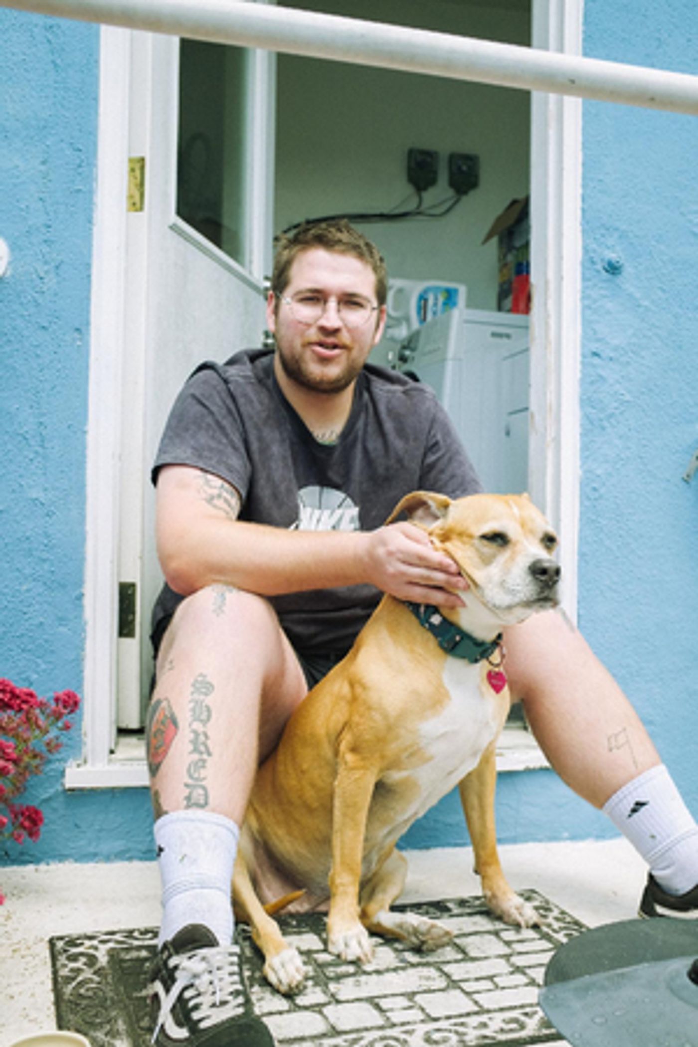 Graduating Life Announce New LP 'Grad Life II'  Image