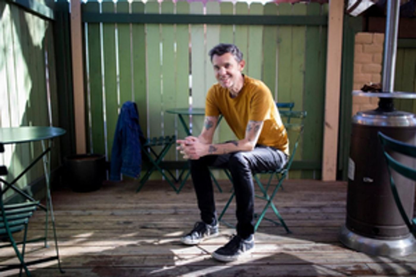 Jim Ward Releases New Song 'Foreign Currency'  Image