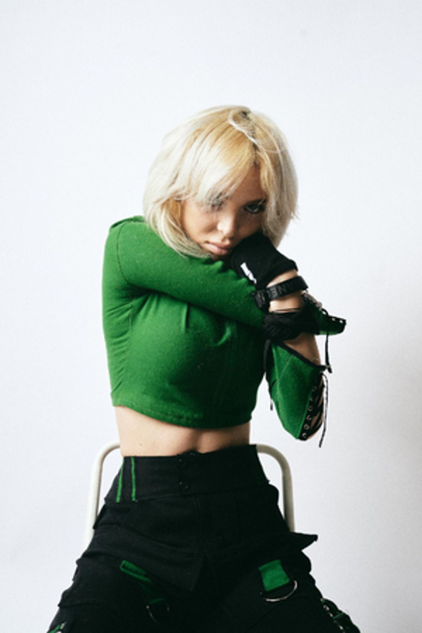 Sophie Powers Unveils Music Video for 'Lonely Army' Sophie Powers Unveils Music Video for 'Lonely Army' Image