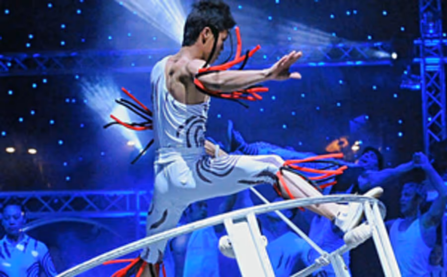 Le Grand Cirque is Now Playing at the Broadway Theater in Myrtle Beach Image