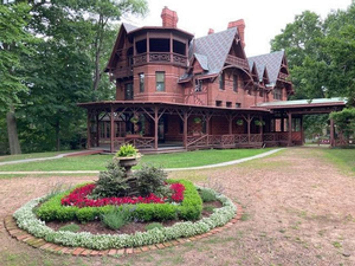 The Mark Twain House & Museum Receives $25K Grant From Lincoln Financial Foundation to Support Education Programs The Mark Twain House & Museum Receives $25K Grant From Lincoln Financial Foundation to Support Education Programs Image