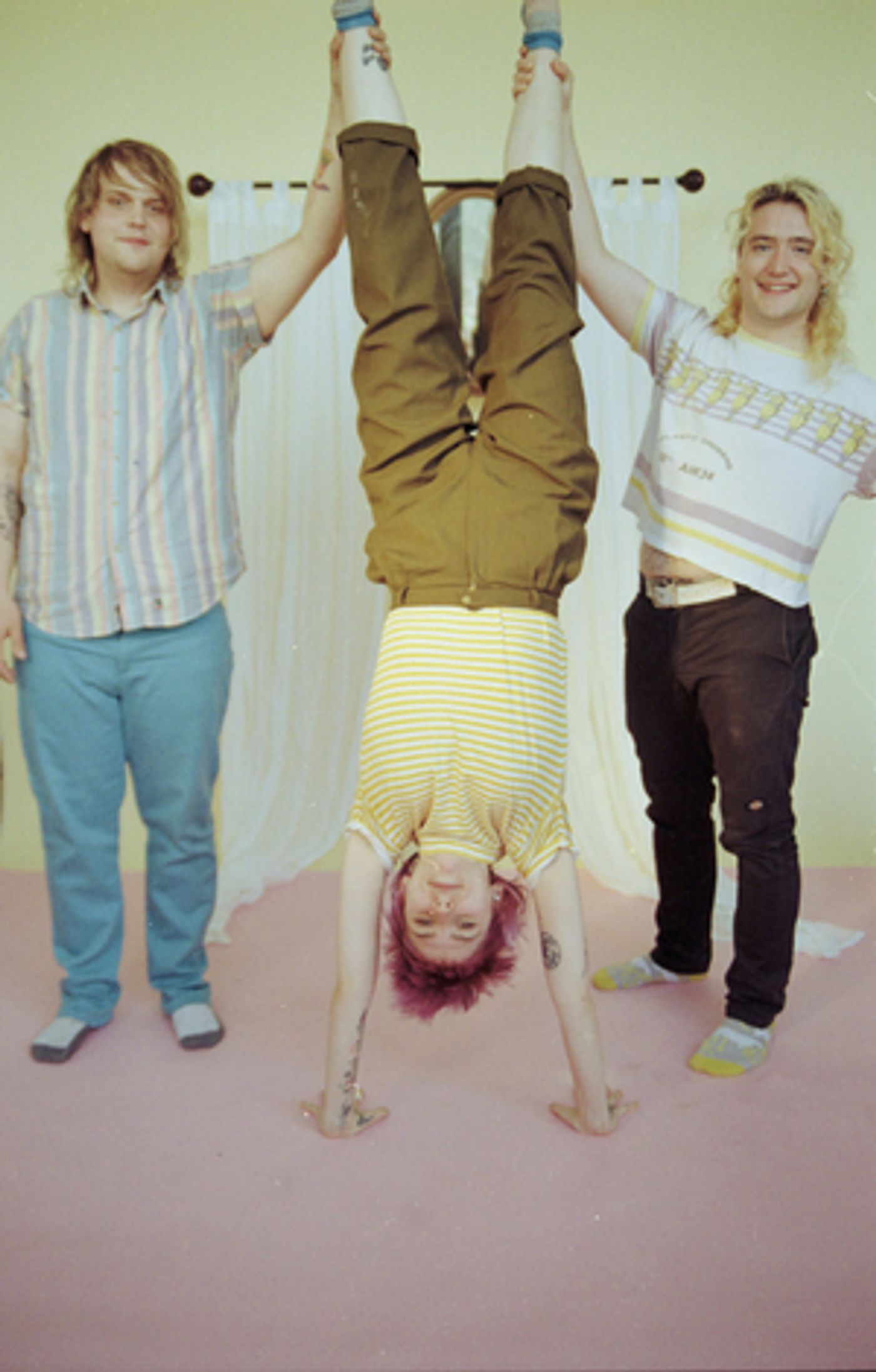 Izzy True Releases New Single and Lyric Video 'You're Mad At Me'  Image