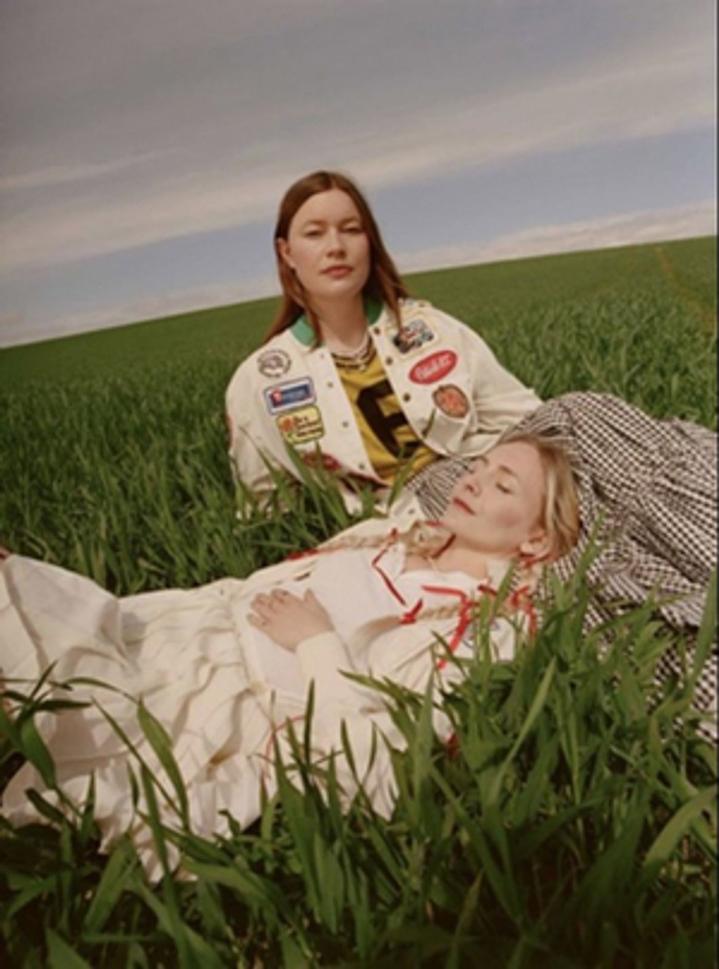 Wet Leg Sign To Domino, Release Debut Single & Video 'Chaise Longue'  Image