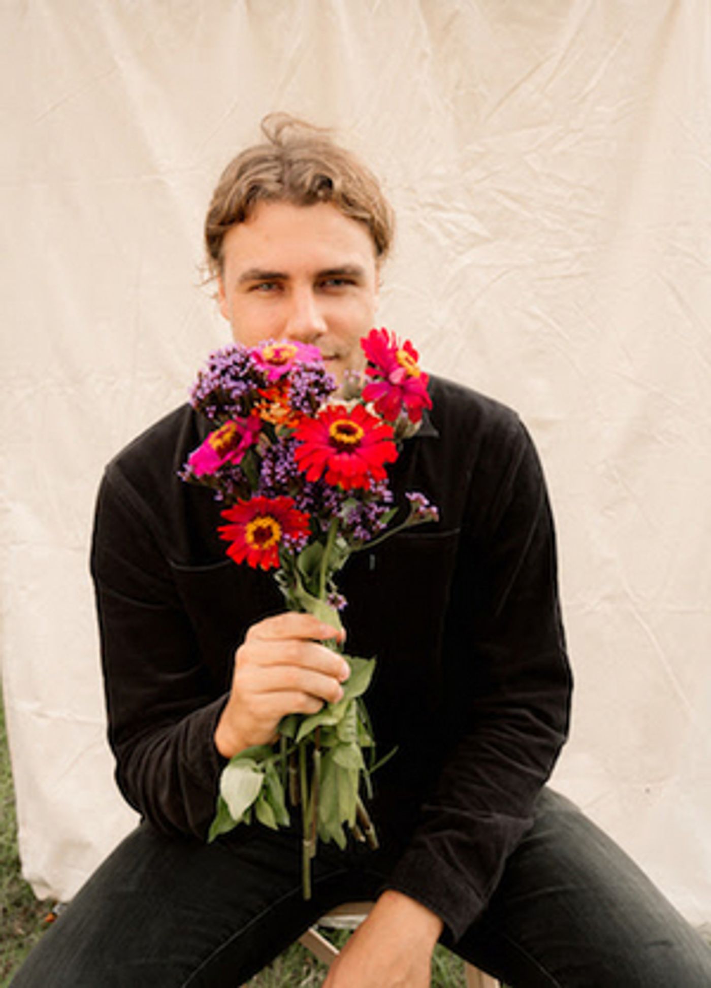 Hein Cooper Shares Details Of 'Turbulent Heart' EP Hein Cooper Shares Details Of 'Turbulent Heart' EP Image