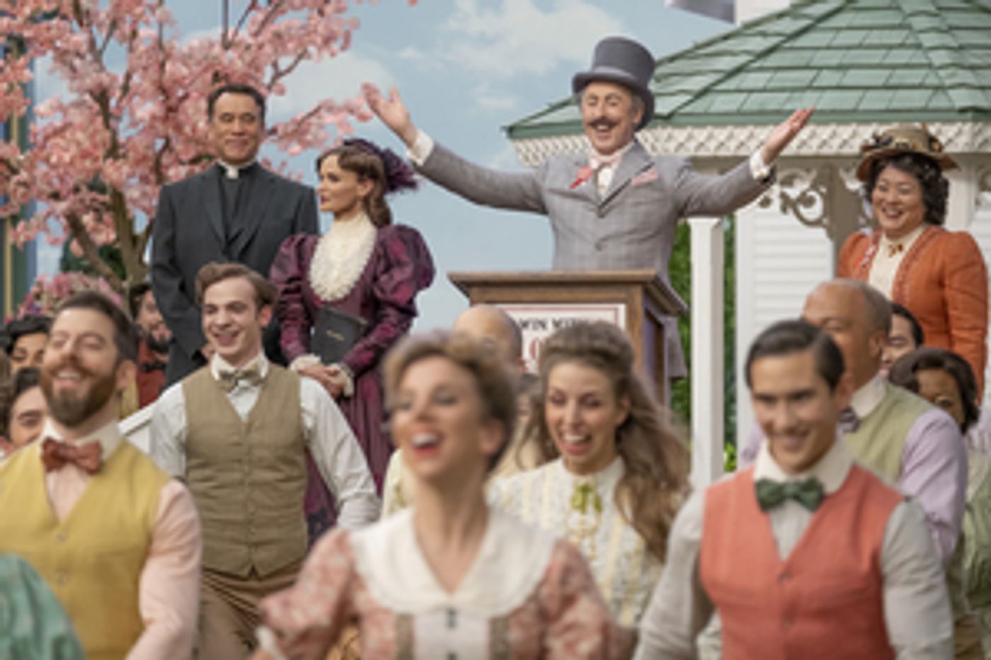 REVIEW ROUNDUP: What Are Critics Saying About SCHMIGADOON?  Image