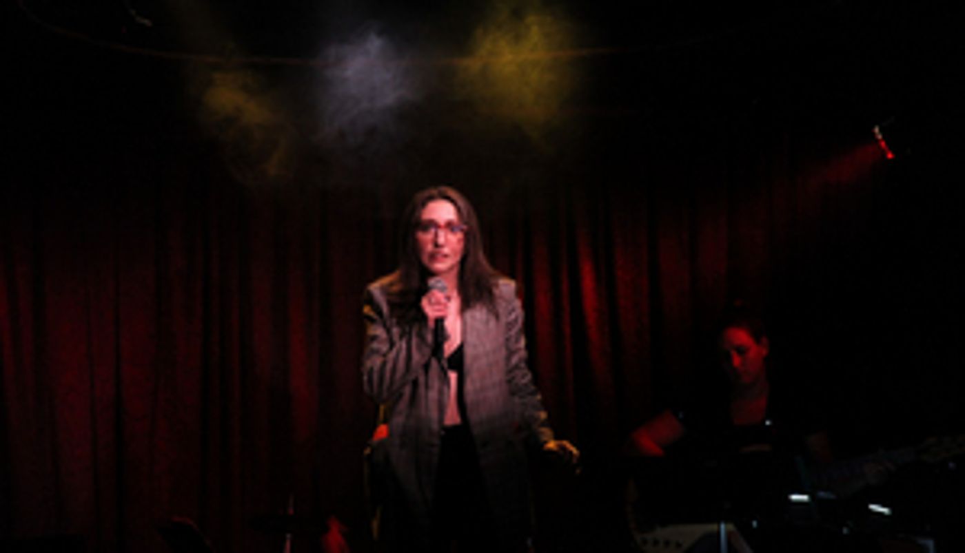 Review: ALEXIS MOLNAR SINGS THE FIONA APPLE SONGBOOK Transcends Barriers at Don't Tell Mama  Image