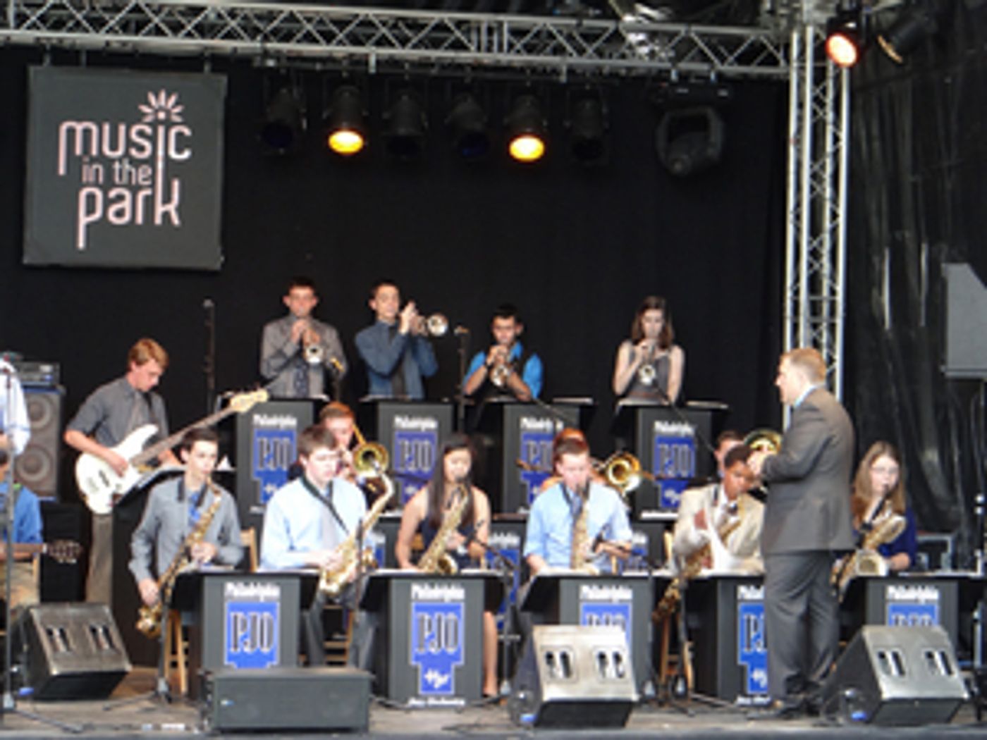 Blue Curtain to Return to Pettoranello Gardens With A Free Concert Featuring the Philadelphia Jazz Orchestra Blue Curtain to Return to Pettoranello Gardens With A Free Concert Featuring the Philadelphia Jazz Orchestra Image