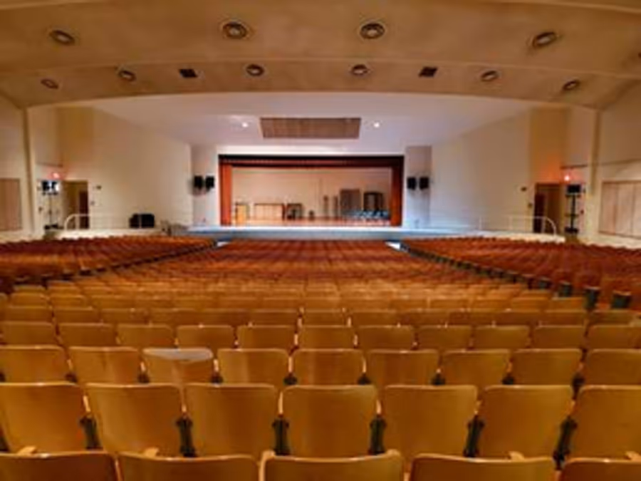 Student Blog: Dear Theater Kid Who Can't Sing Image