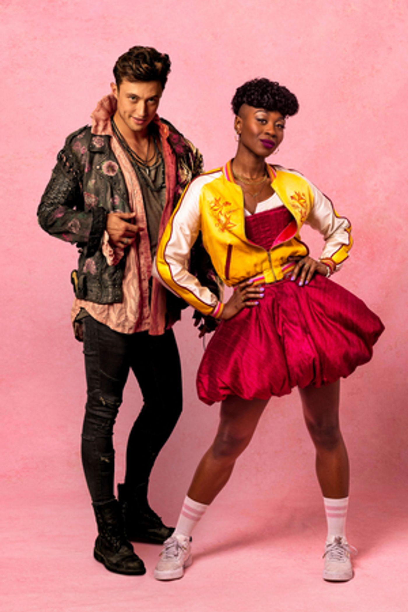 & JULIET Will Re-open on 24 September; New Cast Announced & JULIET Will Re-open on 24 September; New Cast Announced Image