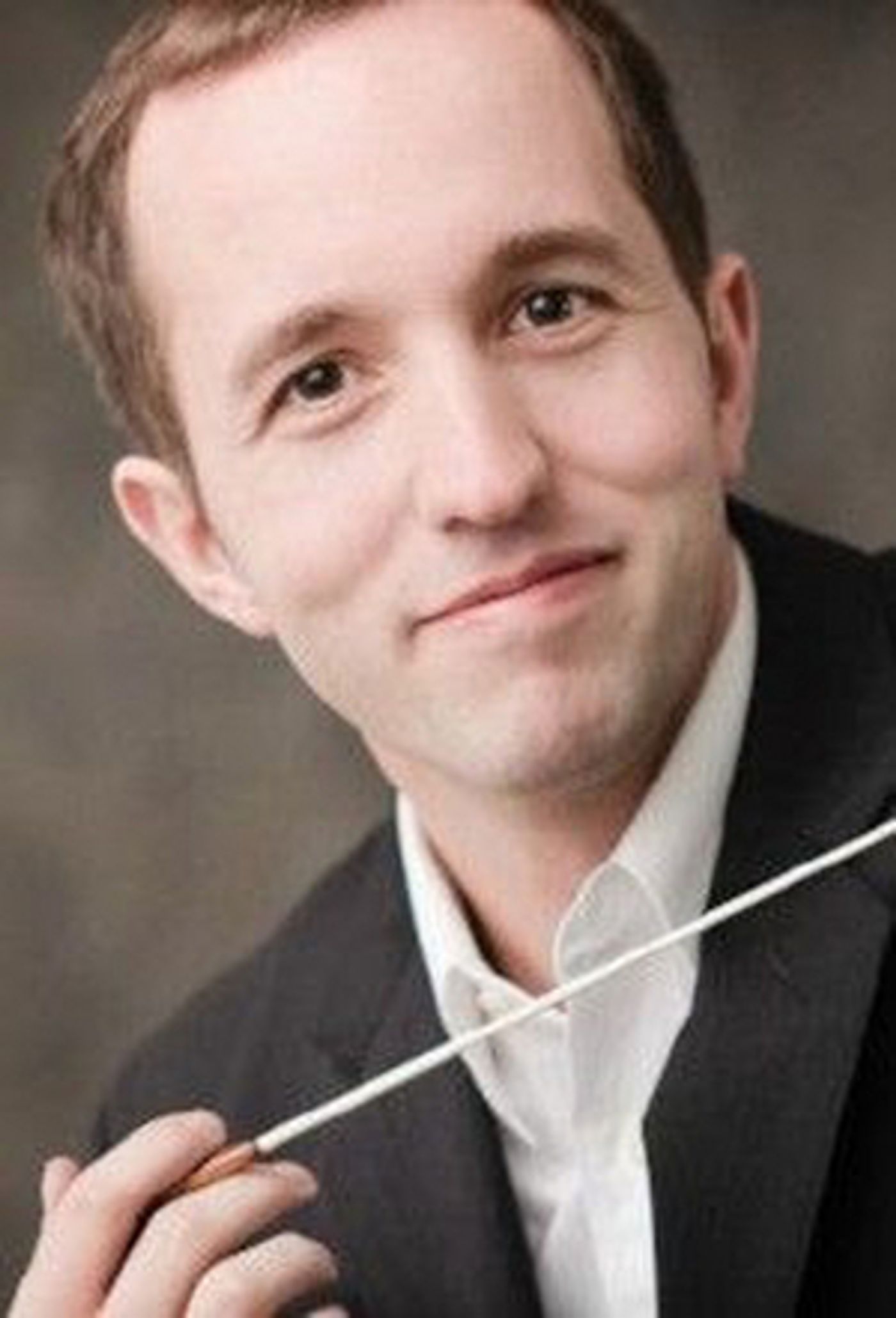 Charlotte Symphony Extends Resident Conductor Christopher James Lees' Contract Charlotte Symphony Extends Resident Conductor Christopher James Lees' Contract Image