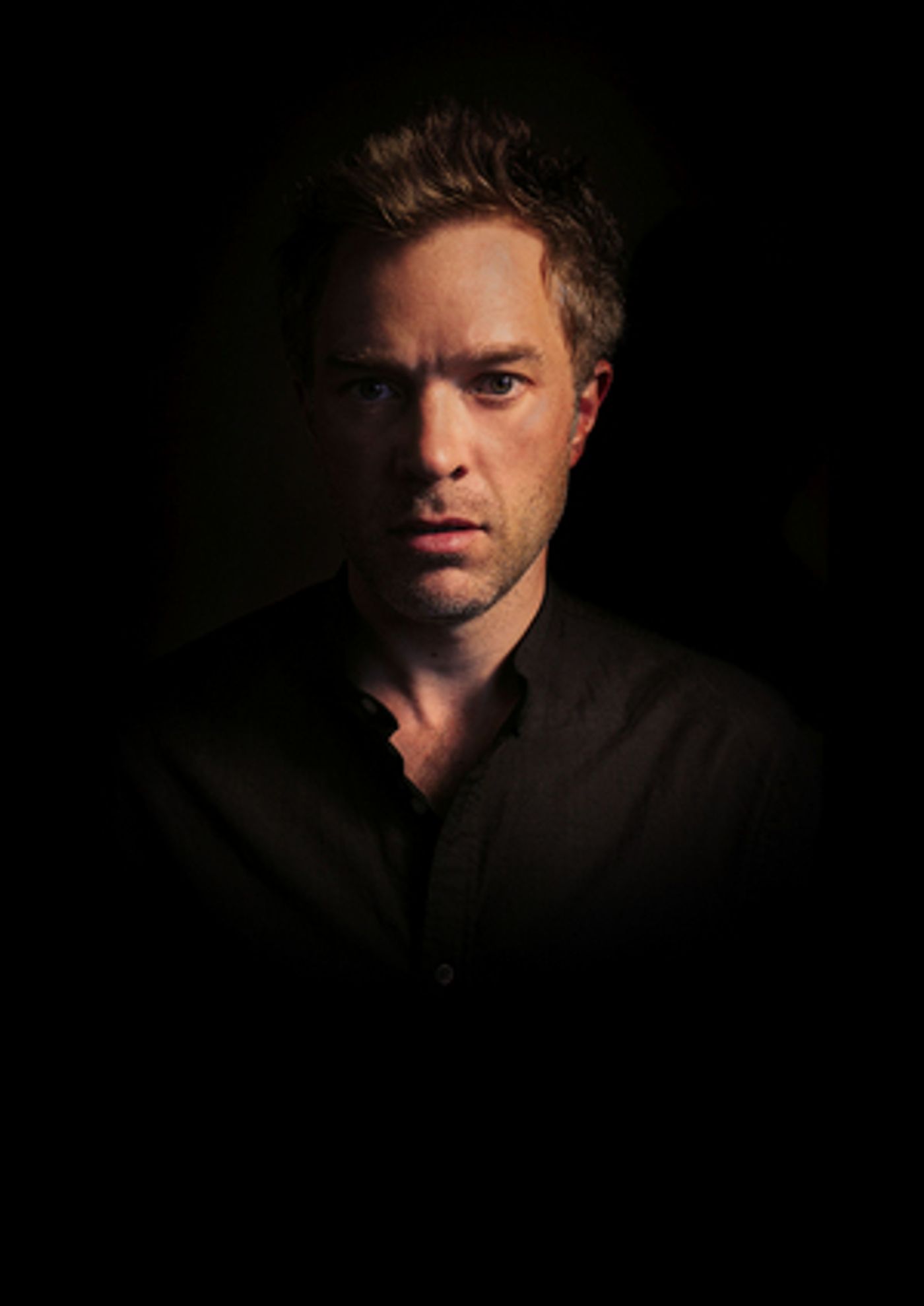 Interview: Hadley Fraser on 2:22 - A GHOST STORY at the Noel Coward Theatre  Image