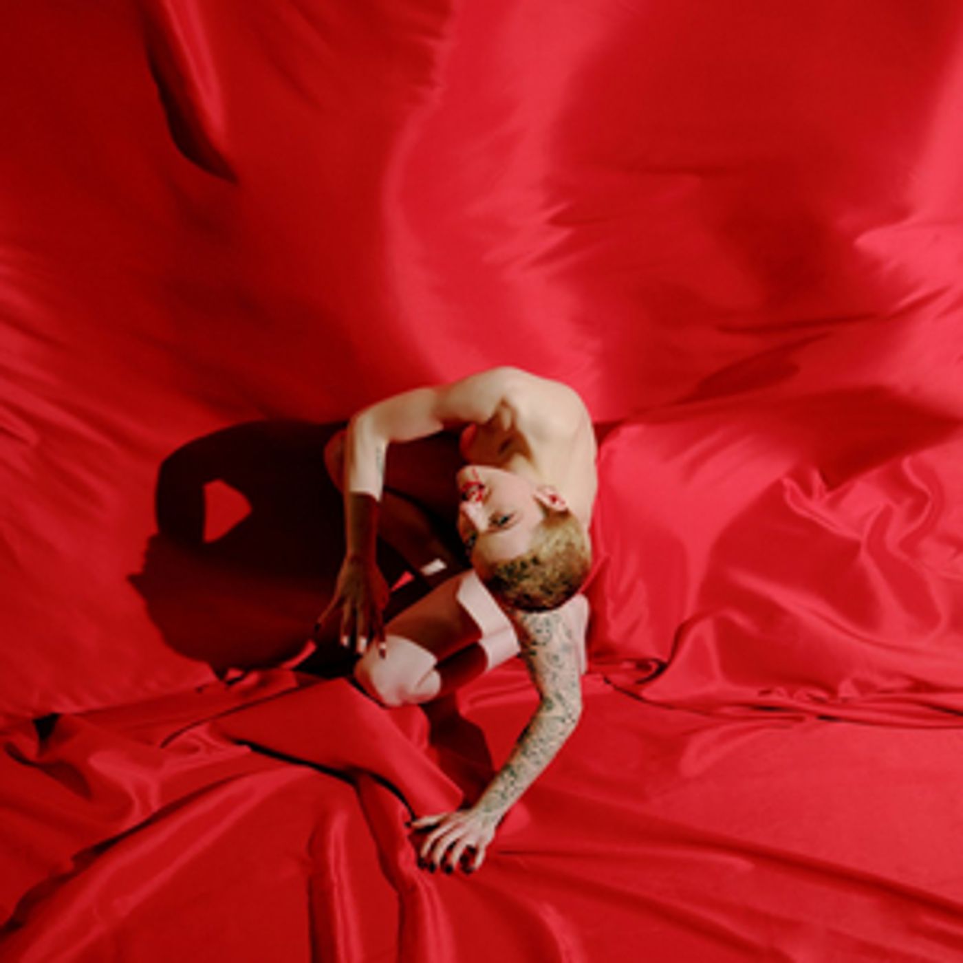 Flossing Delves Into Surveillance Capitalism's Psychological Warfare With 'TRAP' Single Flossing Delves Into Surveillance Capitalism's Psychological Warfare With 'TRAP' Single Image