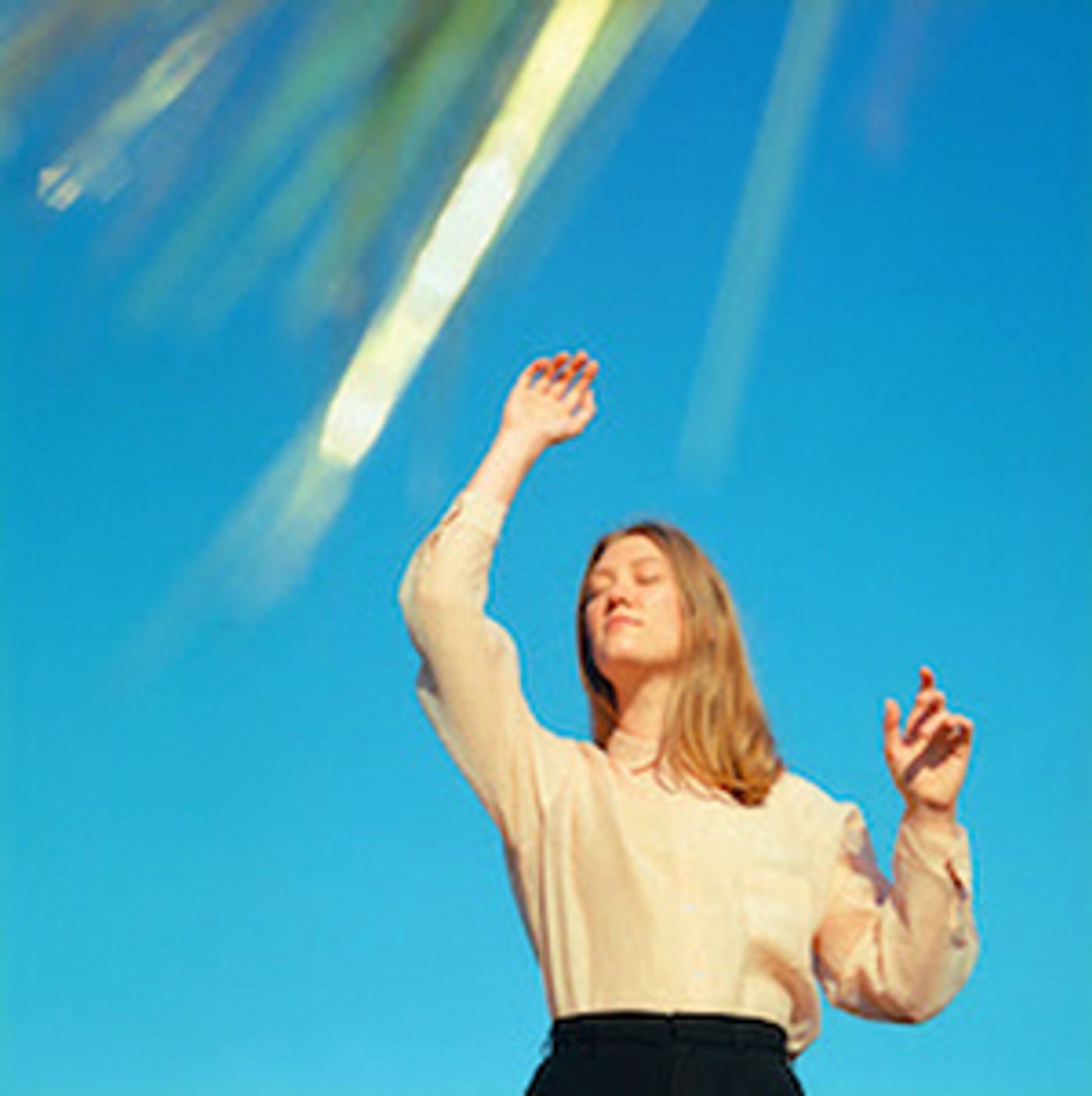 Eleanor Buckland Releases Debut Single 'Don't Look Down' July 23  Image