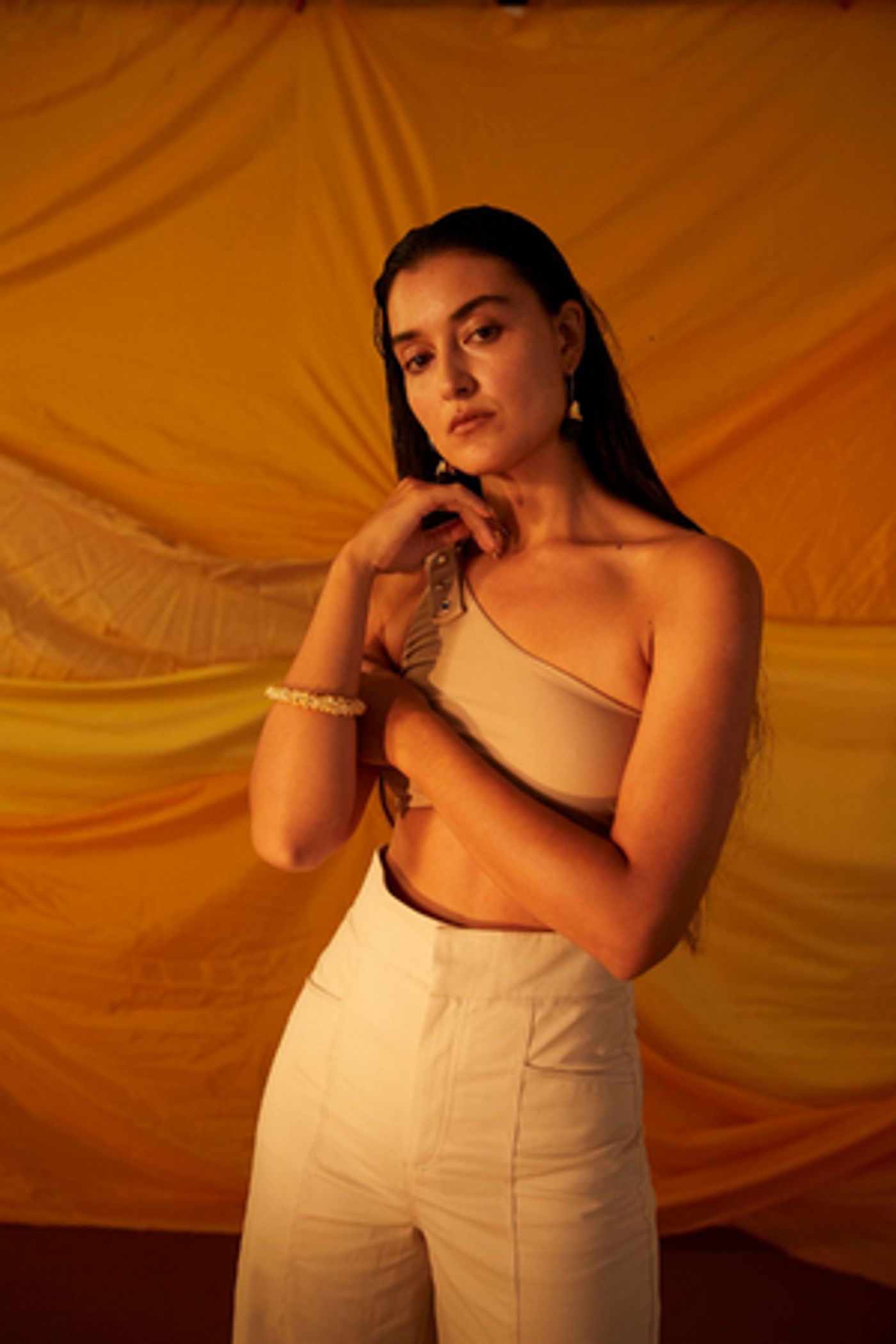 Milan Ring Shares New Video & Single 'Hide With You'  Image