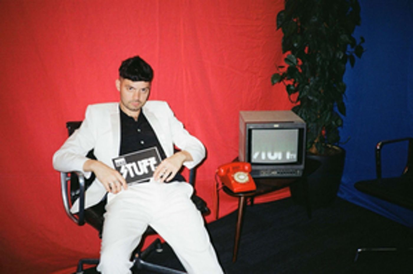 Le Junk Releases New Single 'Bad Stuff'  Image