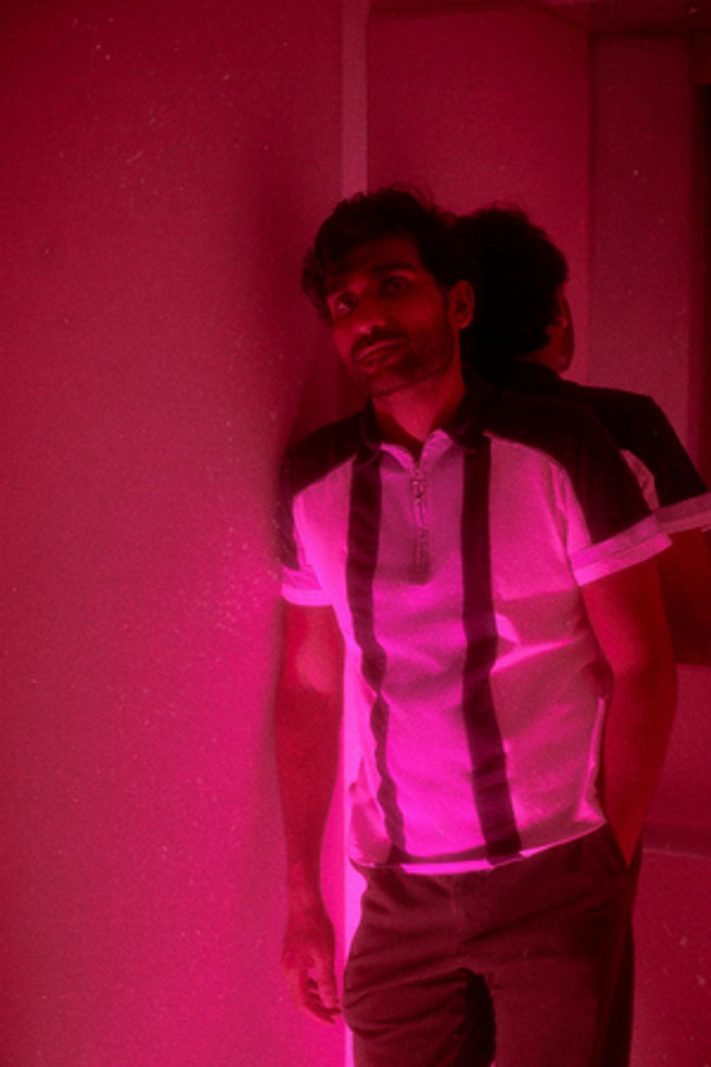 Prateek Kuhad Unveils Official 'Shehron Ke Raaz' Video  Image