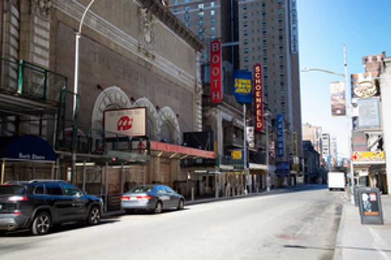 New York City Will Require Proof of Vaccination to Attend All Indoor Performances, Dining, and Gyms Image