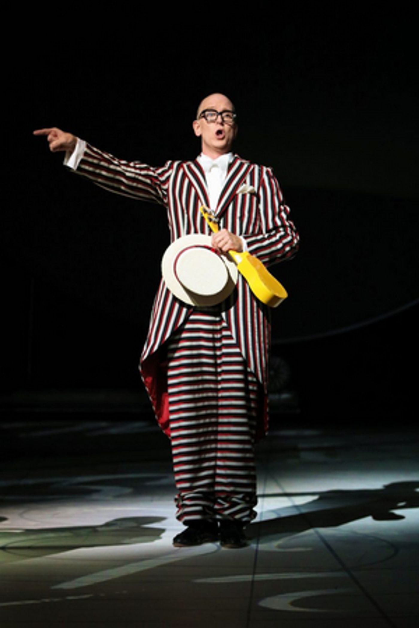 BWW Reviews: Santa Fe's Back with a MIDSUMMER Treat and a LORD-ly Mishap  Image