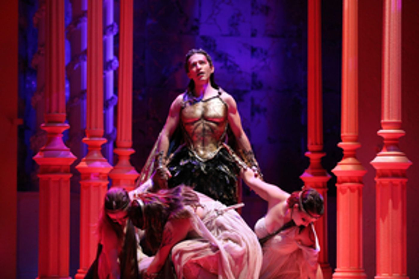 BWW Reviews: Santa Fe's Back with a MIDSUMMER Treat and a LORD-ly Mishap  Image