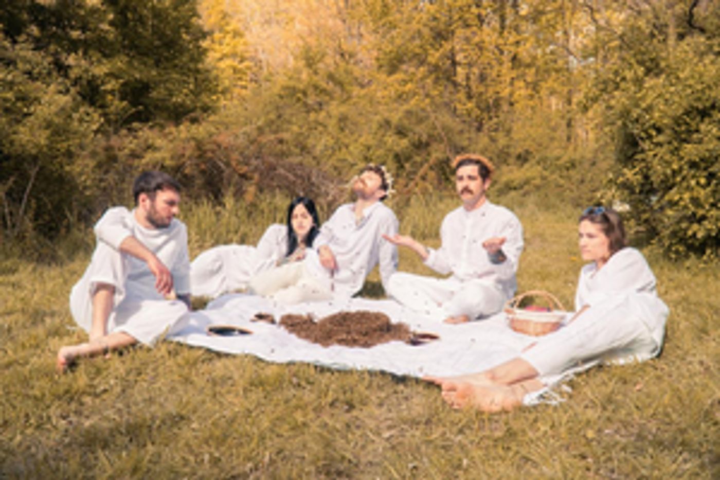 Motherfolk Share New Single 'head above water'  Image