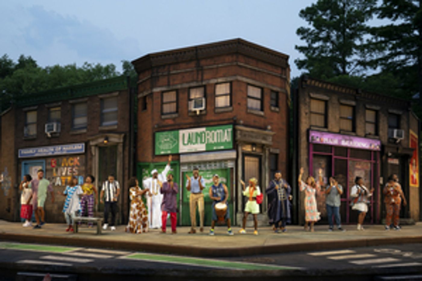 Review: Shakespeare in the Park Triumphantly Returns with MERRY WIVES  Image