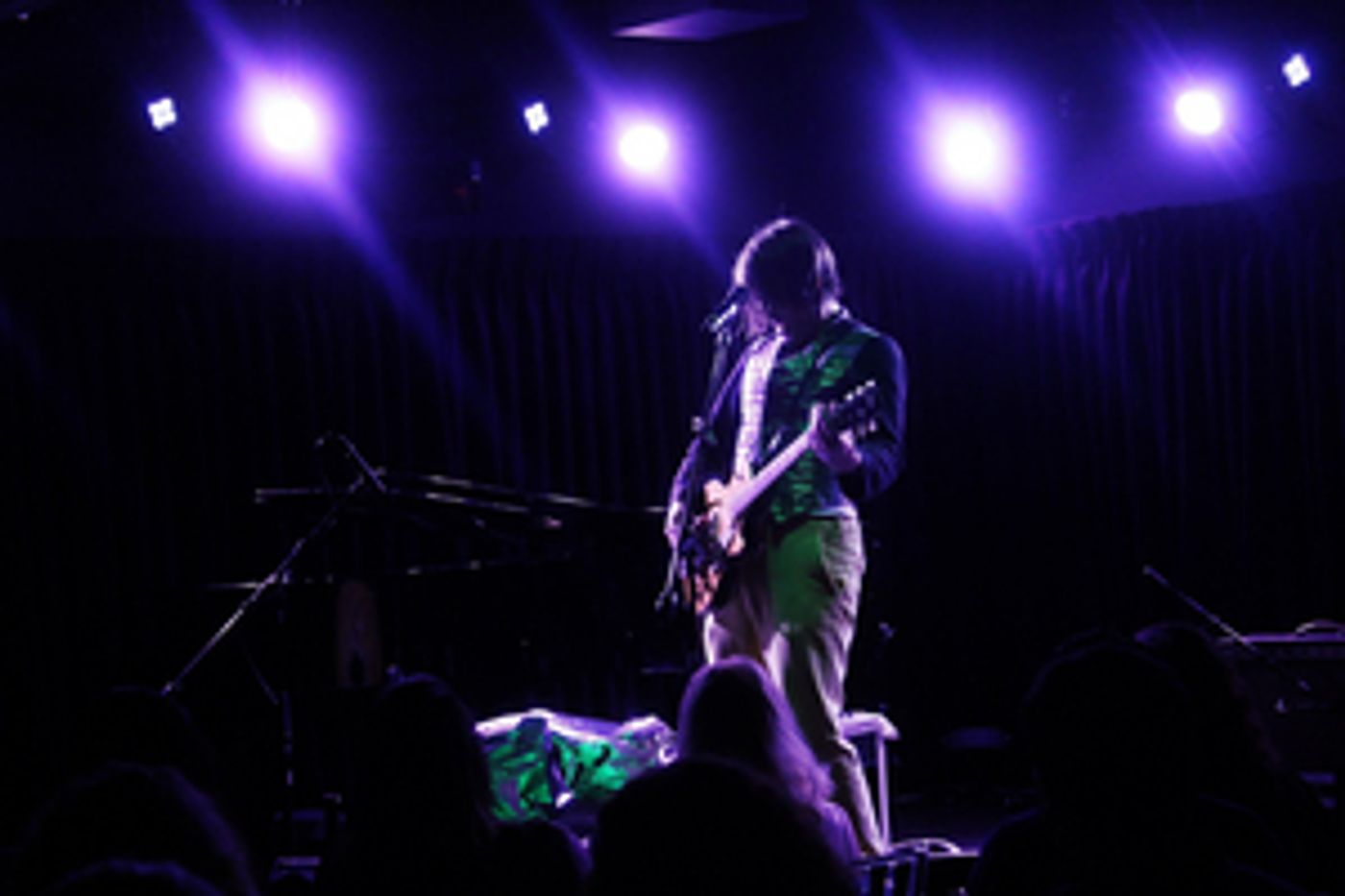 Review: An Artist Creating Art In An Artful Way is Reeve Carney At The Greenroom 42  Image