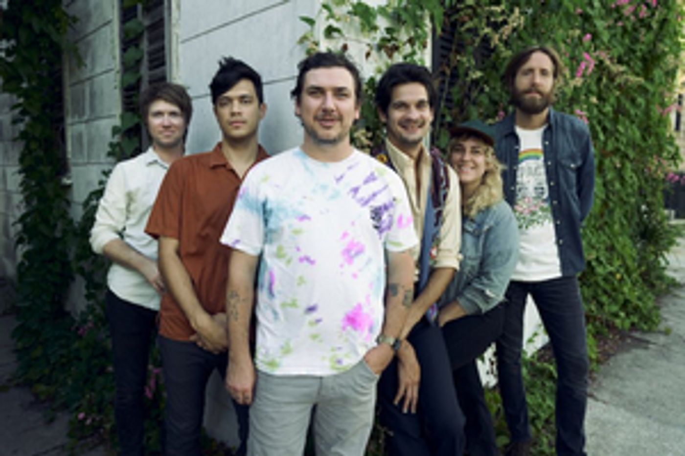 SUSTO Announce Brand New Album 'Time In The Sun'  Image