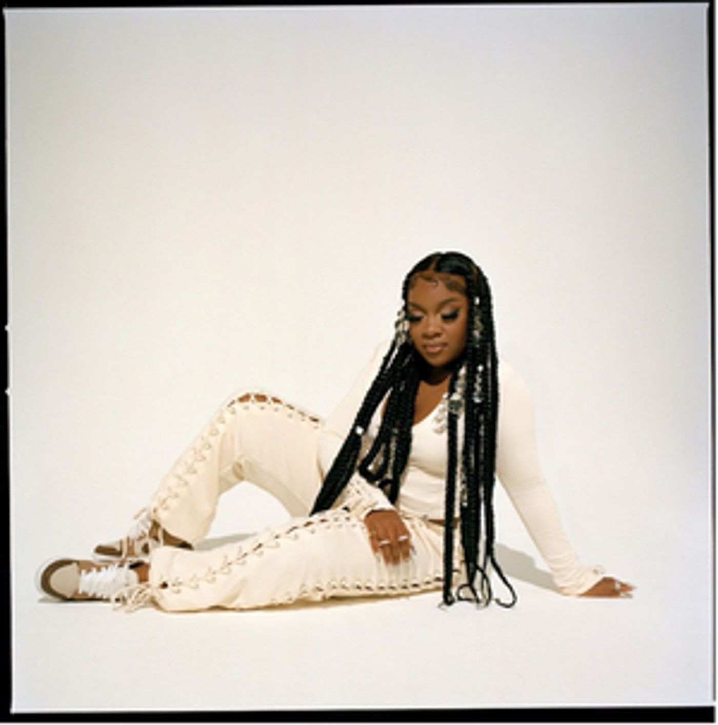 Ray BLK Releases Video for New Single 'M.I.A.' Ray BLK Releases Video for New Single 'M.I.A.' Image