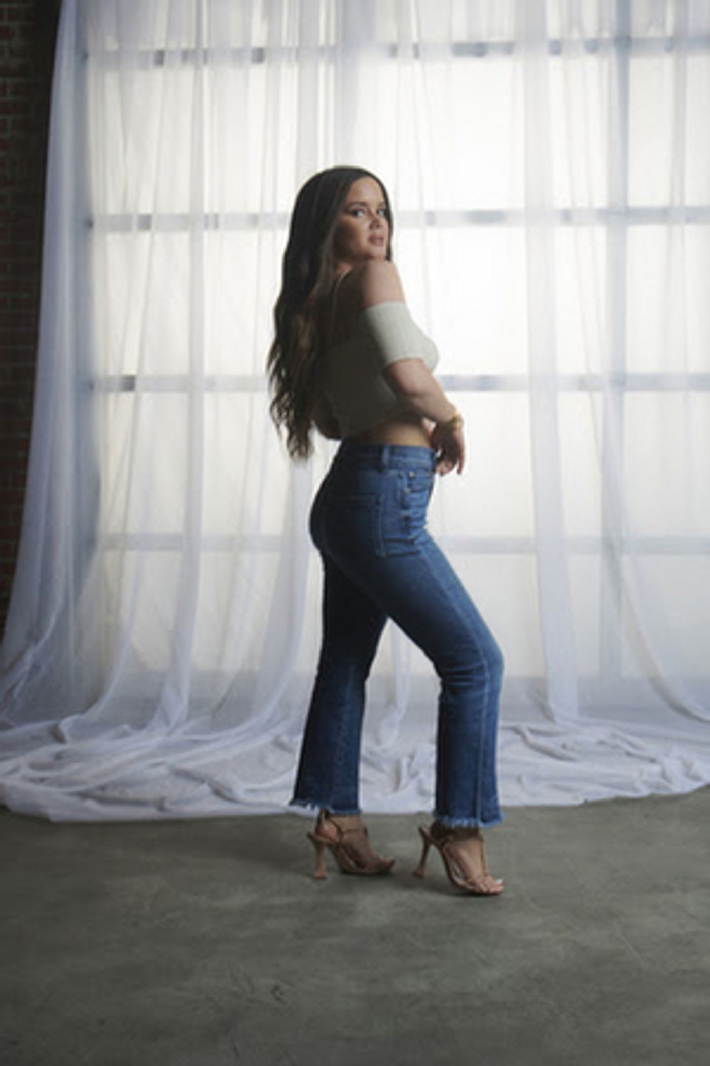 Maren Morris to Guest Host ABC's JIMMY KIMMEL LIVE! Tonight  Image